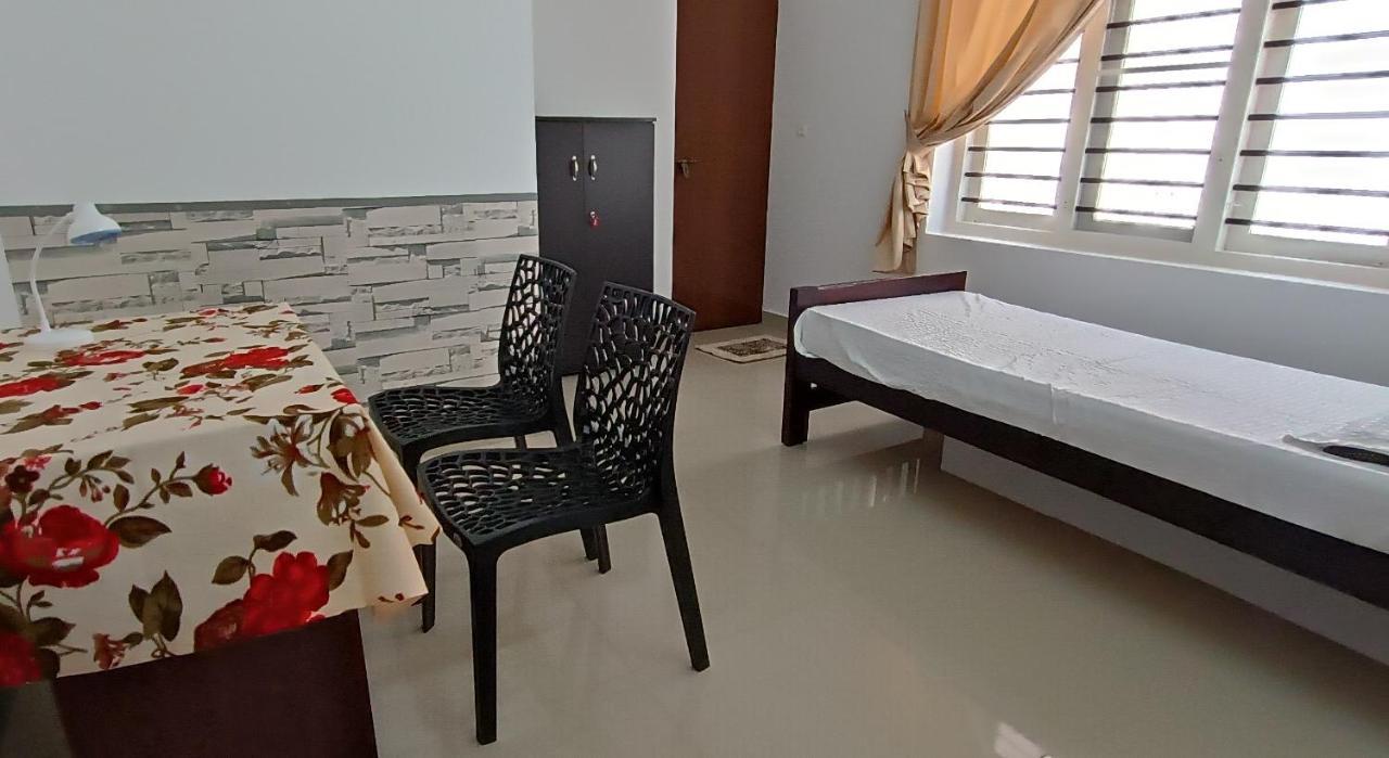 Prakriti Homestay Fortkochi Air Conditioned Rooms Kochi Exterior foto